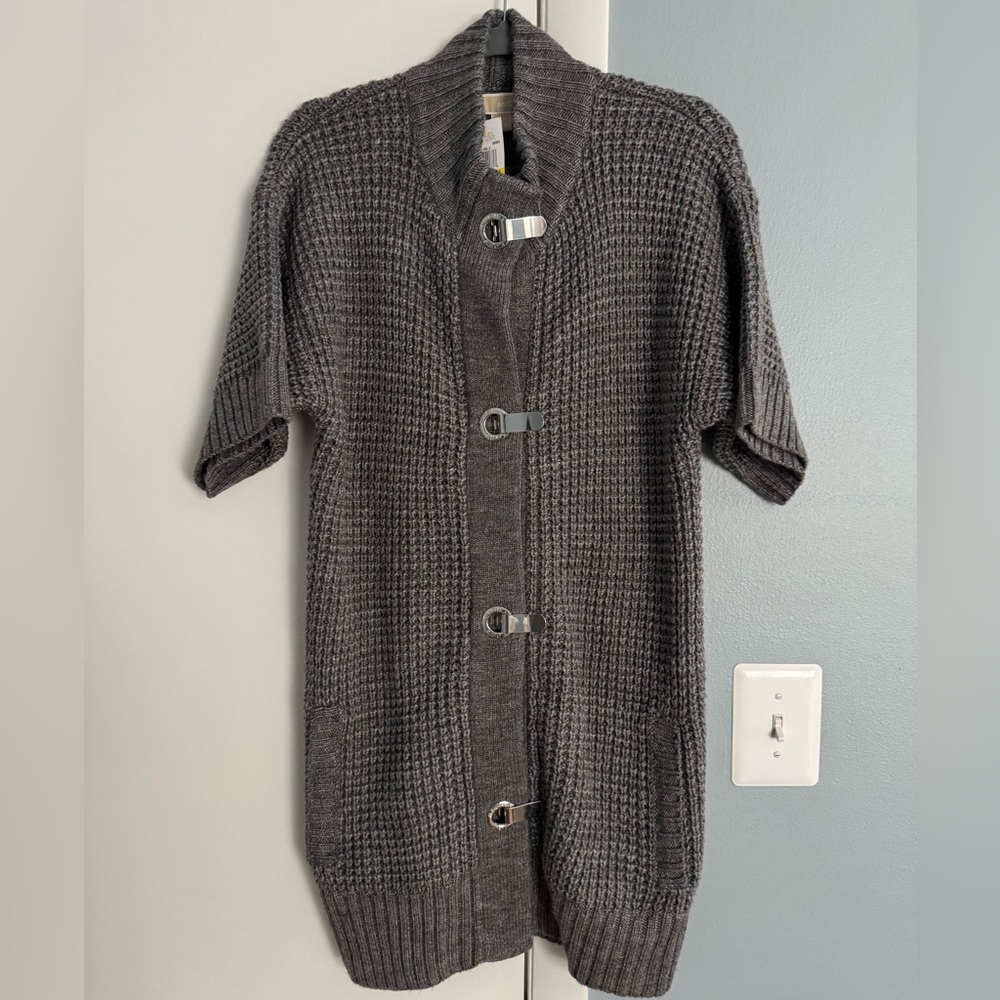 Michael Kors Women’s Grey Sweater Jacket. Size M, NWT.